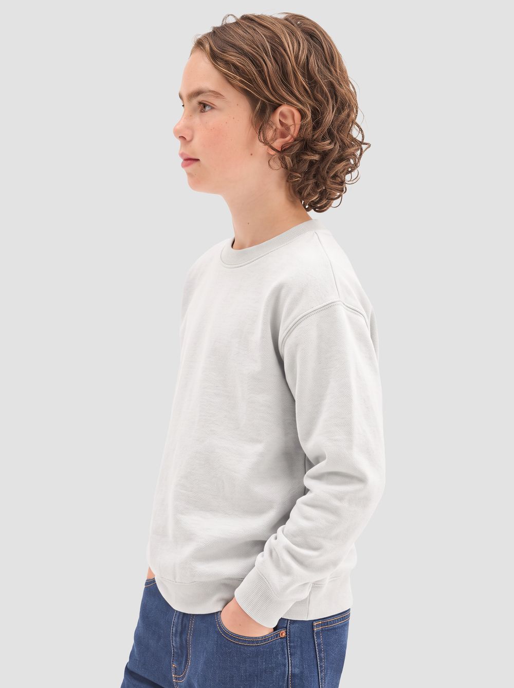 Gildan Youth Heavy Blend Crewneck Sweatshirt - 18000B thumbnail 2