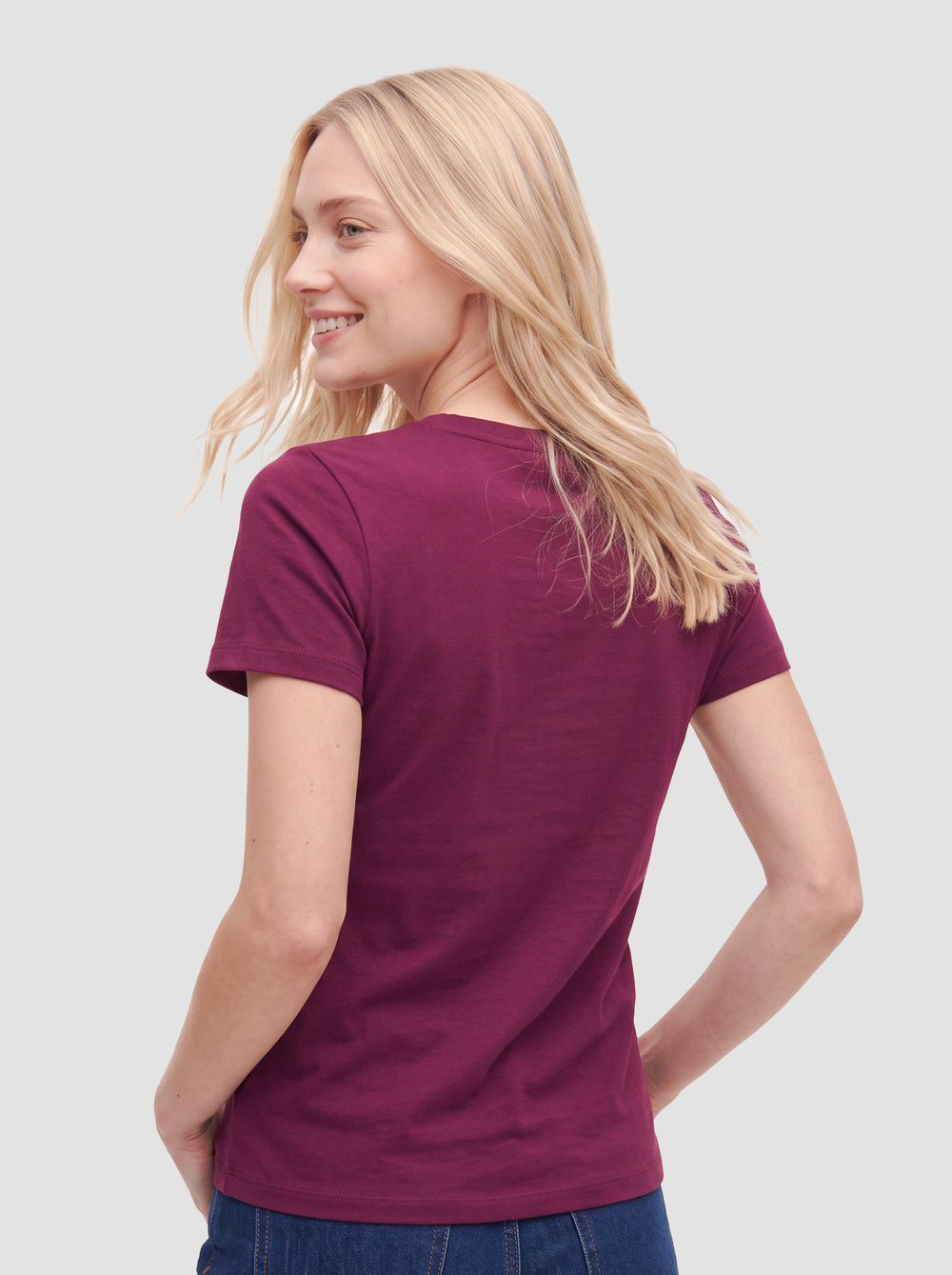 Next Level Ladies Ringspun Crew - 3900 thumbnail 2