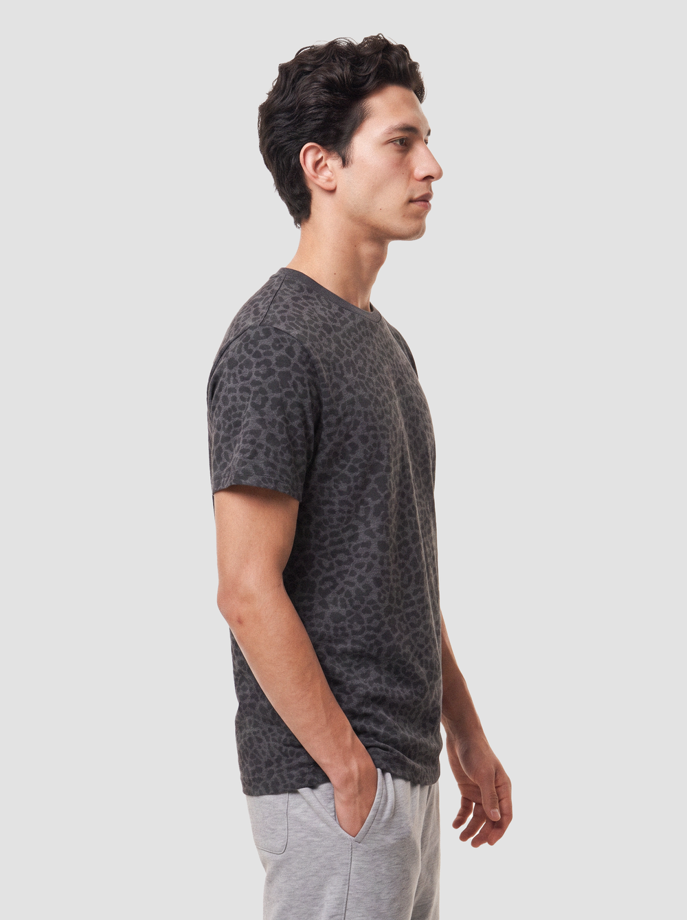 LAT - Fine Jersey Tee - 6901 thumbnail 2